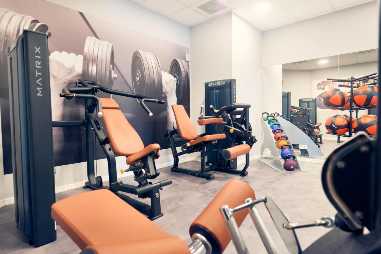 ヴィラ ヴィタ ホテル ＆ レジデンツ ローゼンパーク マールブルク Marburg エクステリア 写真 The gym at the hotel