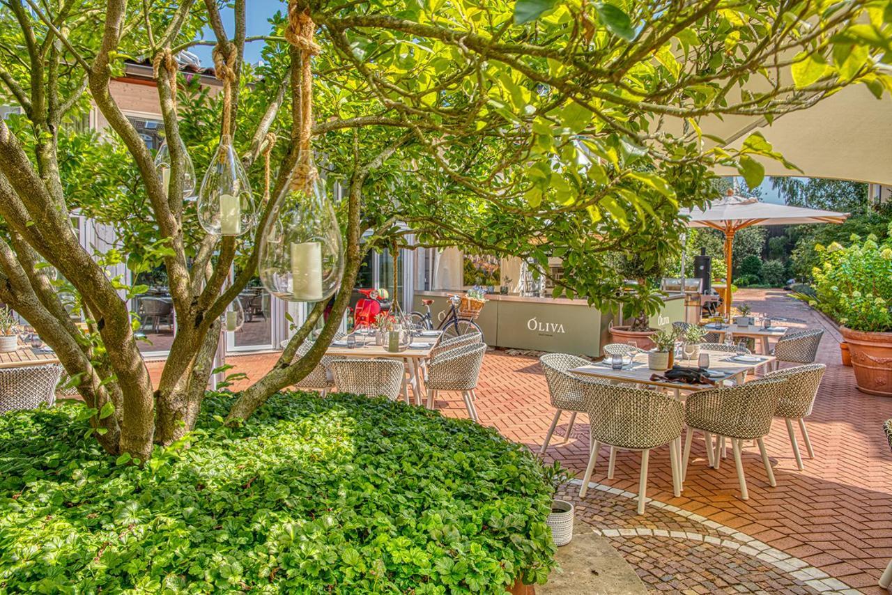 ヴィラ ヴィタ ホテル ＆ レジデンツ ローゼンパーク マールブルク Marburg エクステリア 写真 The garden of the restaurant
